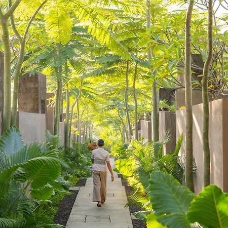Ubud Mas Glamping Luxury Tent-2